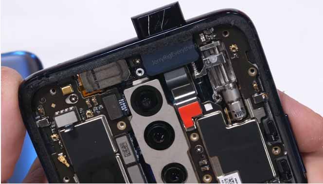 OnePlus 7 Pro ön kamera