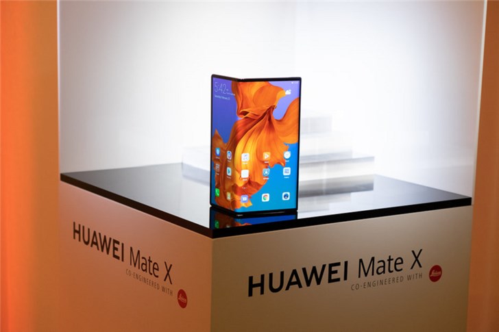 Huawei açıkladı: Mate X hazır değil, gelmeyin üstümüze!