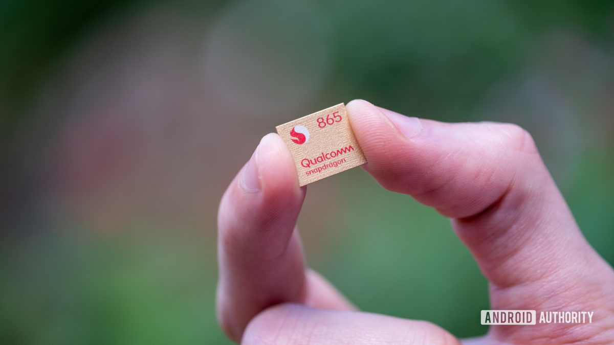 Qualcomm-Snapdragon-865-in-hand-front-1200x675