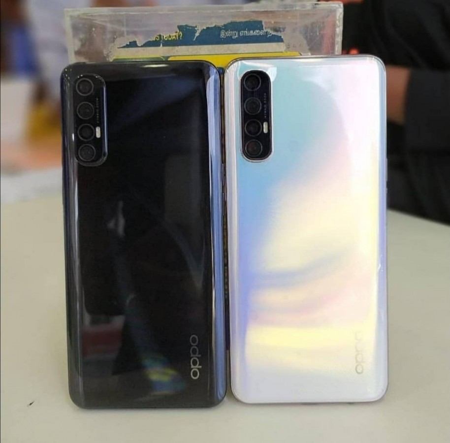 OPPO Reno3 Pro arka