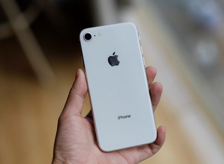 iPhone 9 Plus