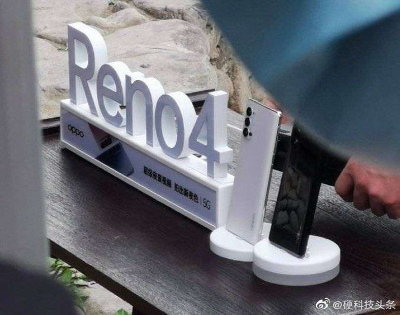 OPPO Reno 4