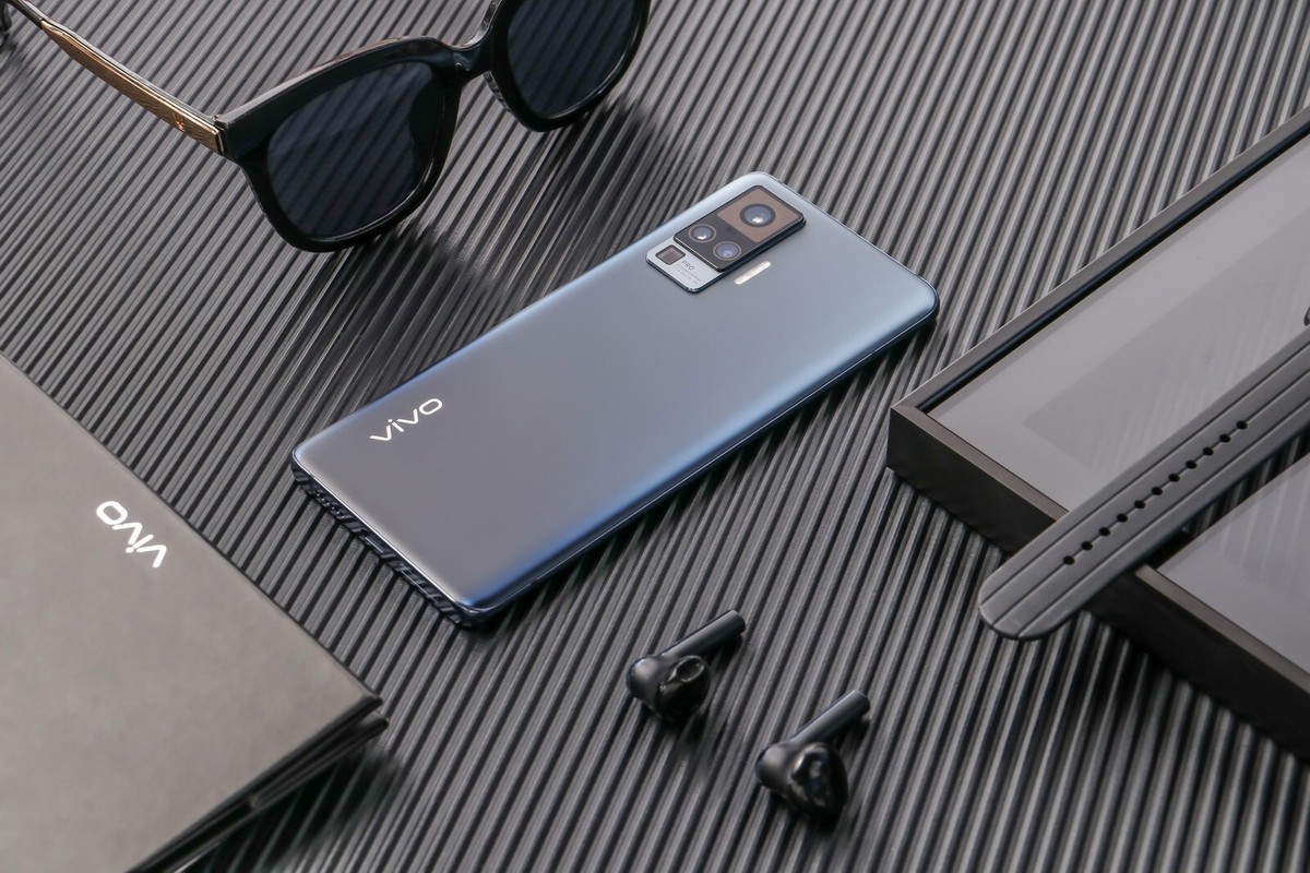 Vivo V2024A