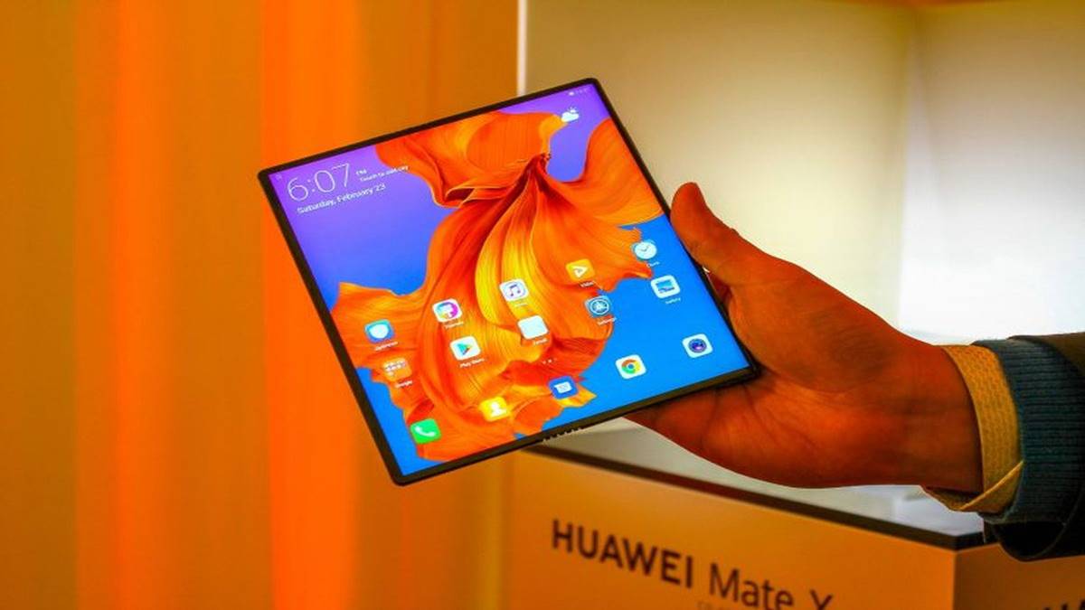 Huawei Mate X2