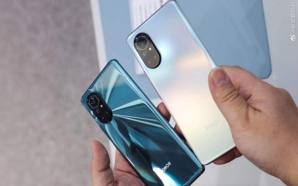 Honor V40