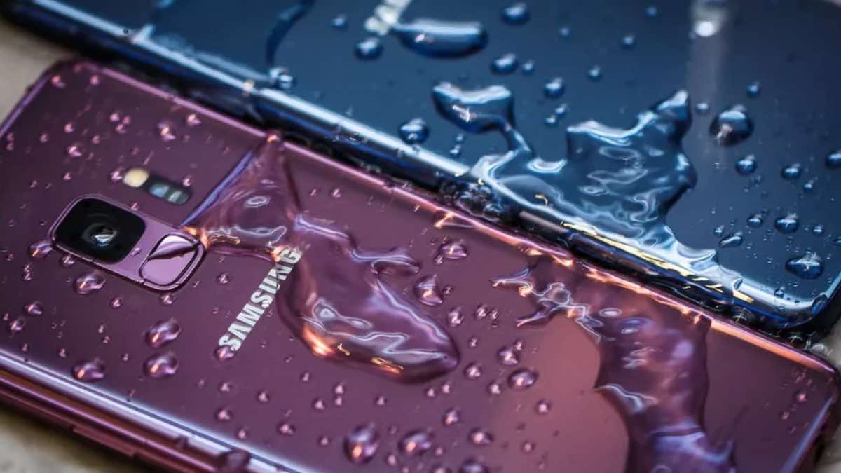 Telefonun Su Geçirmez Özelliği Nasıl Test Edilir?