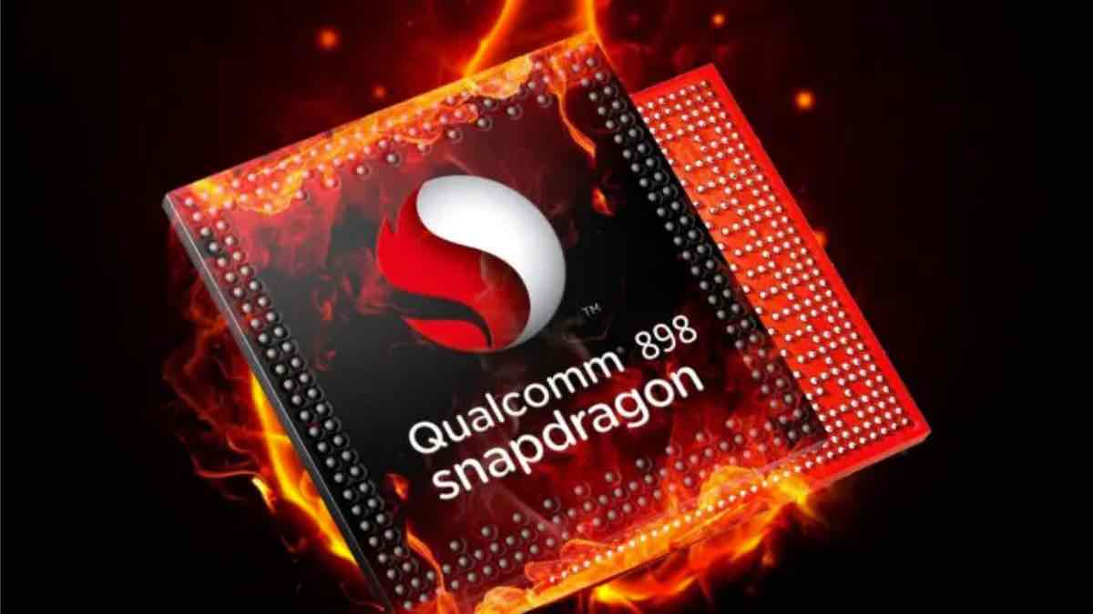 Snapdragon 898