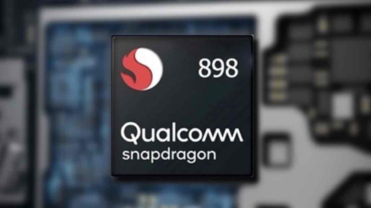 Snapdragon 898