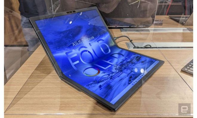 ASUS, Zenbook 17 Fold Katlanabilir Tableti ile Herkesi Şaşırttı!