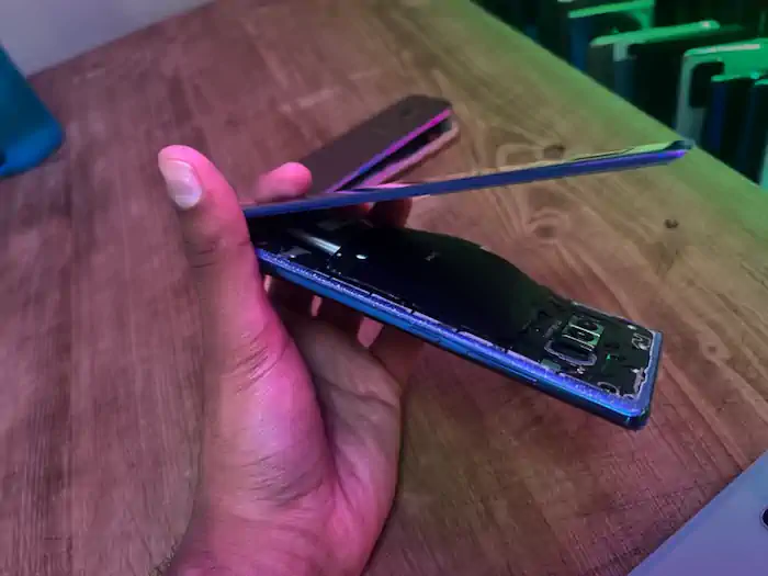 Samsung şişmiş piller