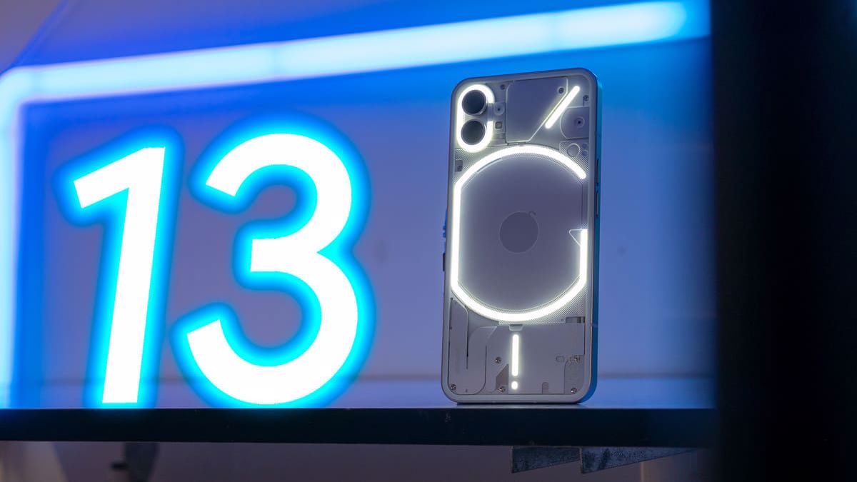 Nothing Phone (1) Android 13