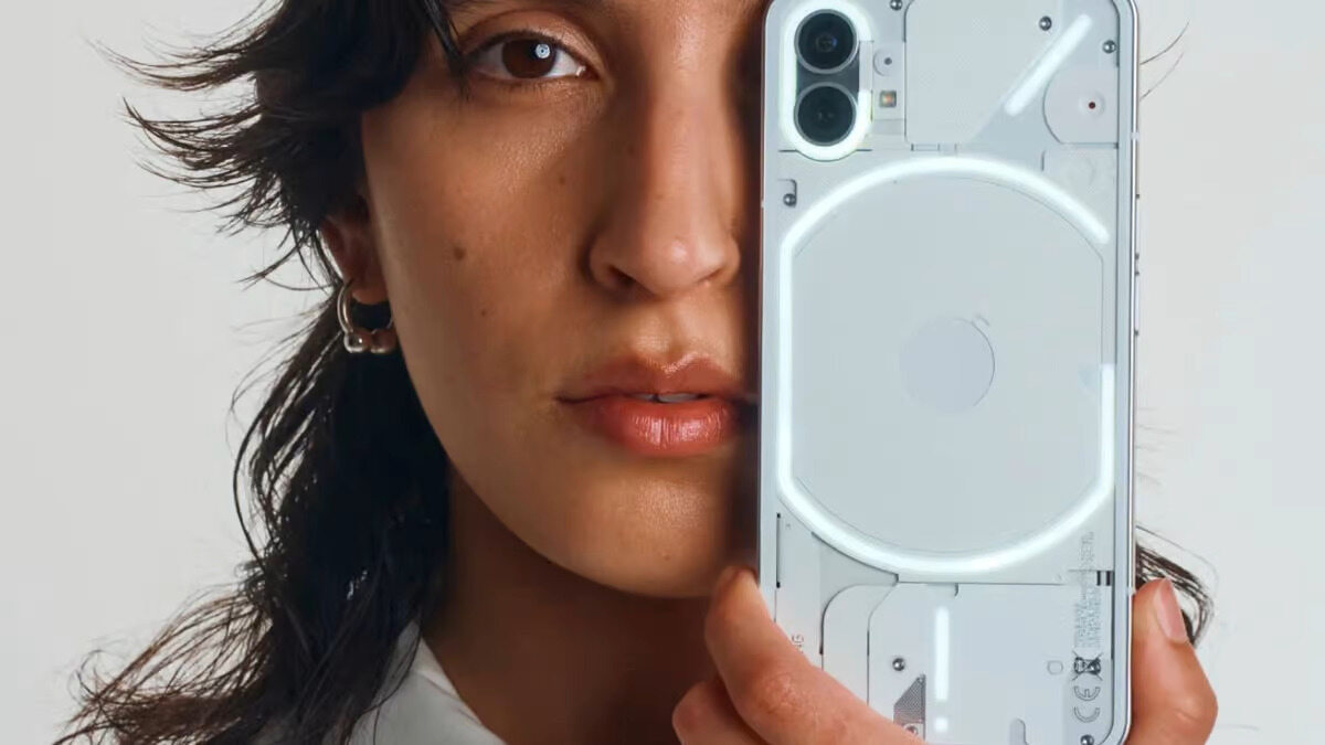 Nothing Phone (2)