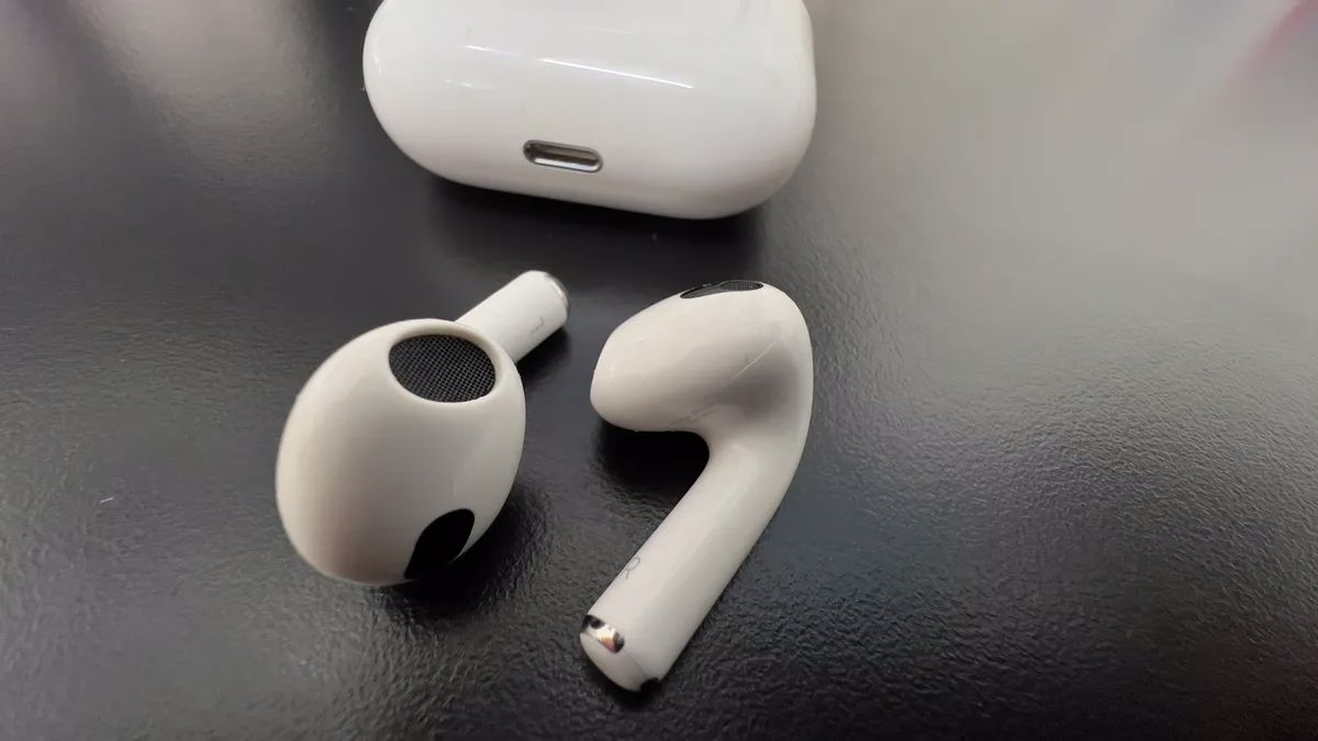 AirPods Lite