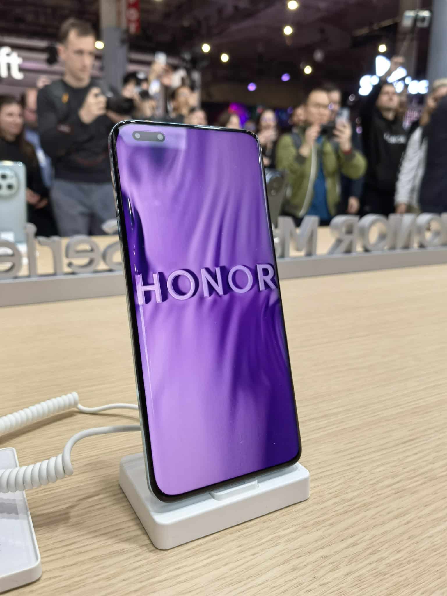 Honor Magic 5 Pro Güçlü Özellikleriyle Artık Resmi TeknoBurada