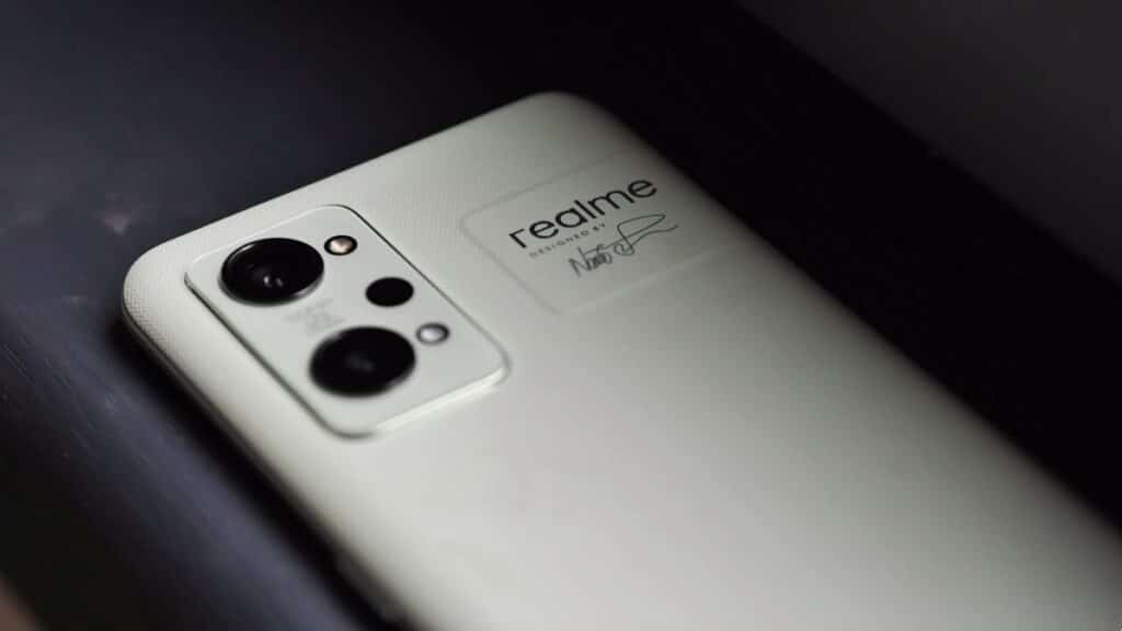 realme GT 2