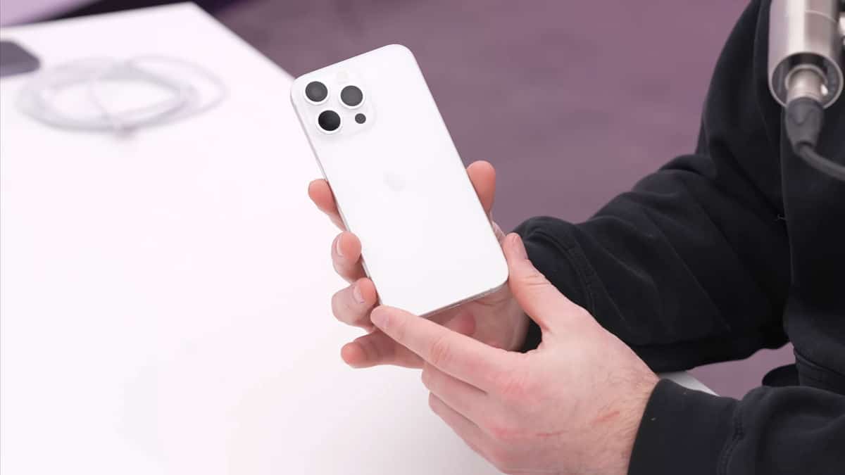 iPhone 15 Pro Max