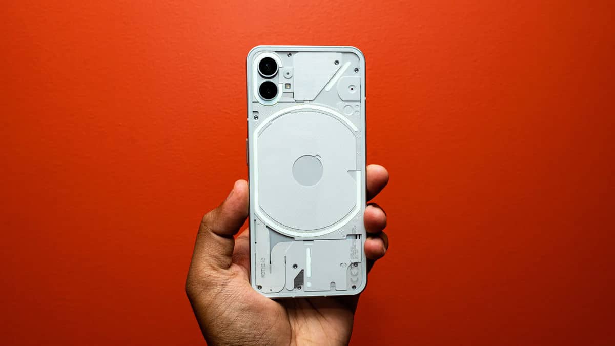 Nothing Phone (2)