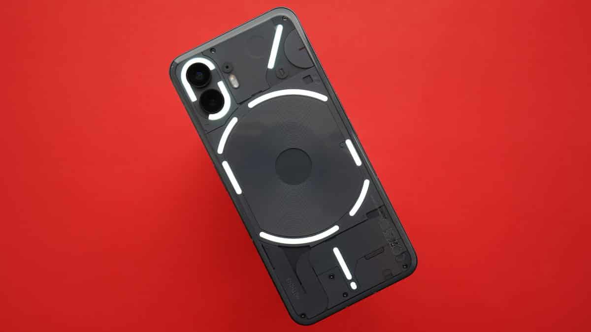 Nothing Phone (2)