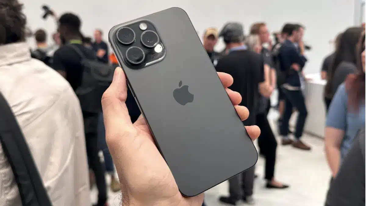 apple