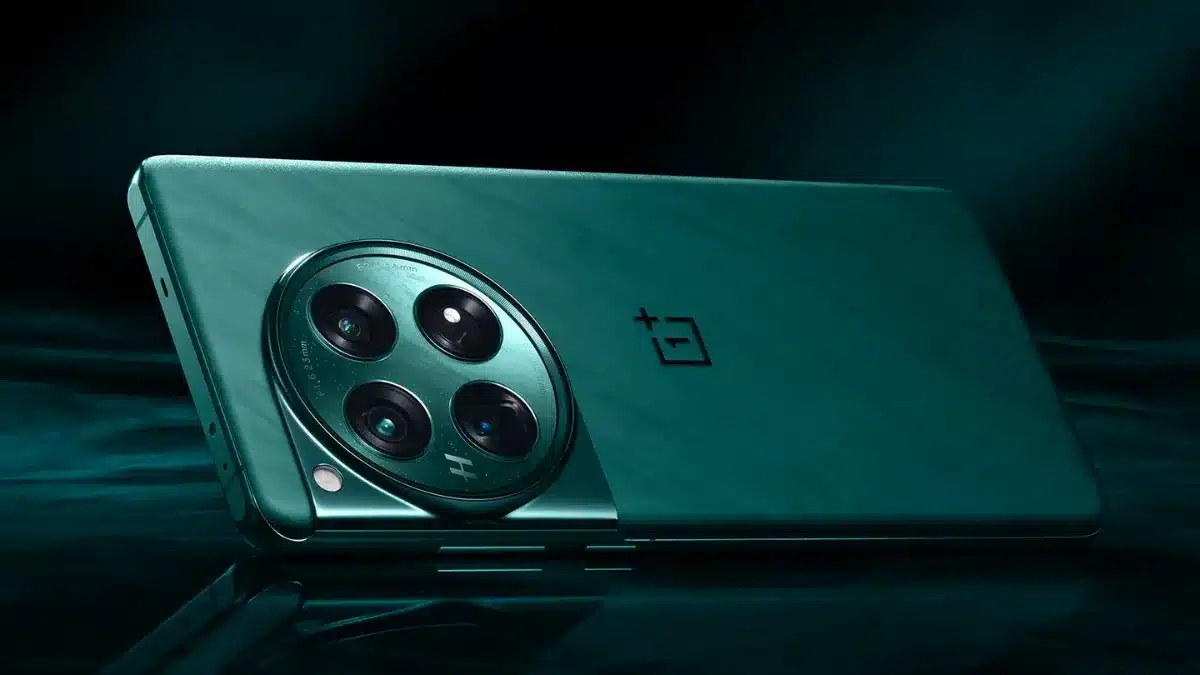 OnePlus 12 ekran