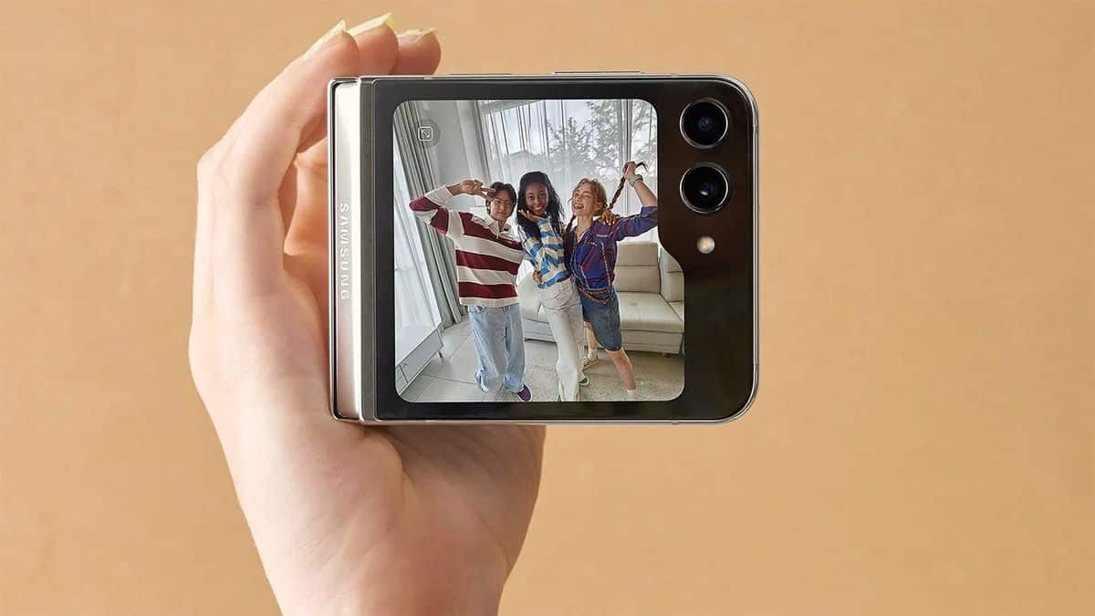 Samsung Android 14