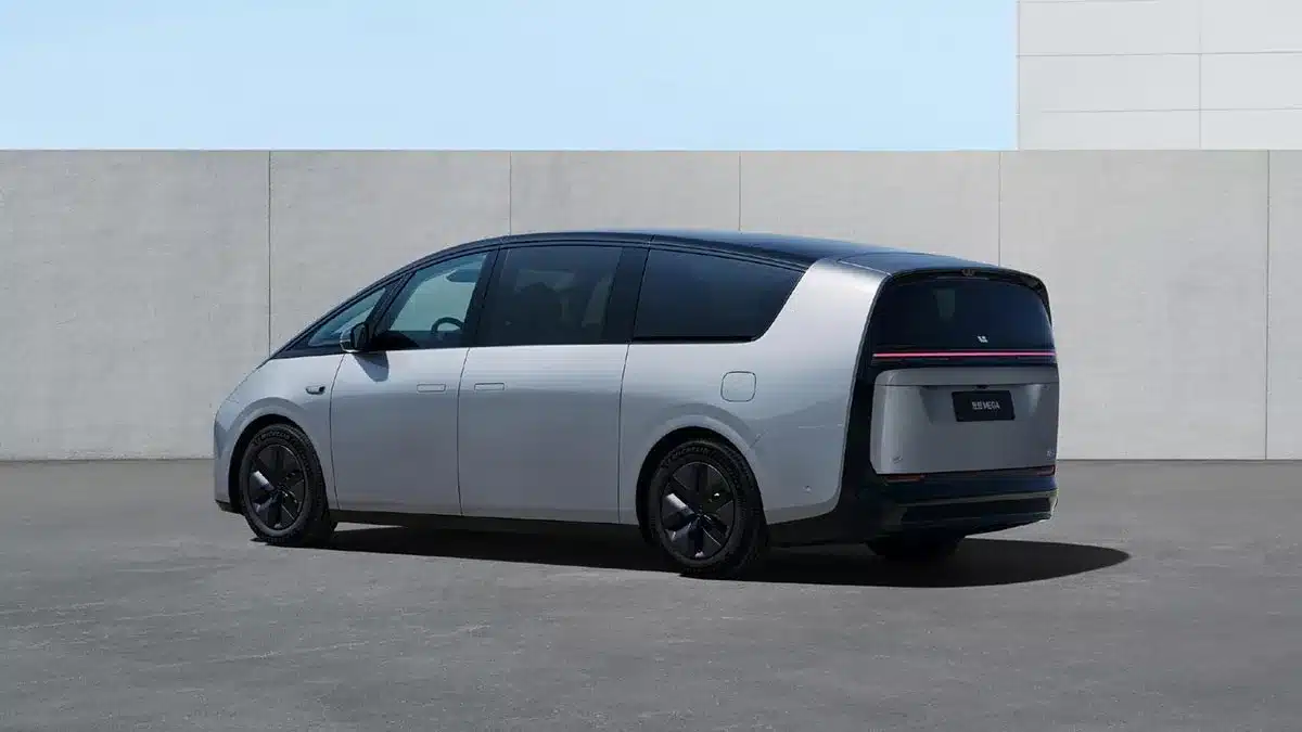 Li Auto MEGA
