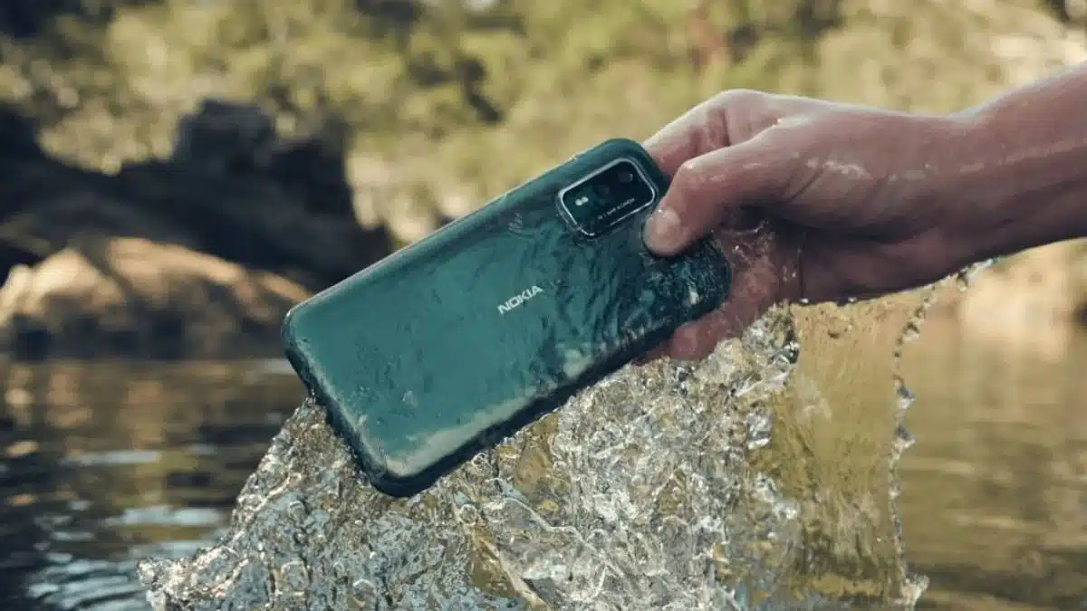 HMD XR21