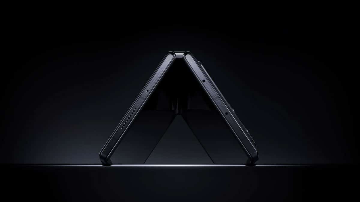 Xiaomi Mix Flip