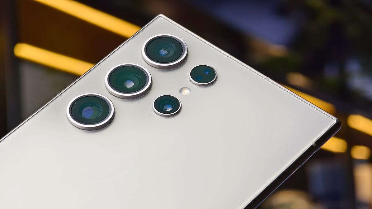 İndirimli Galaxy S24 Ultra