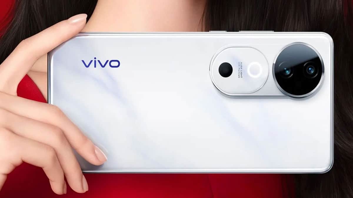 Vivo V40