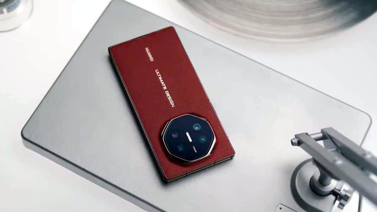 Huawei Mate XT