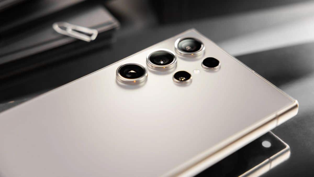 Samsung sensor Shift OIS