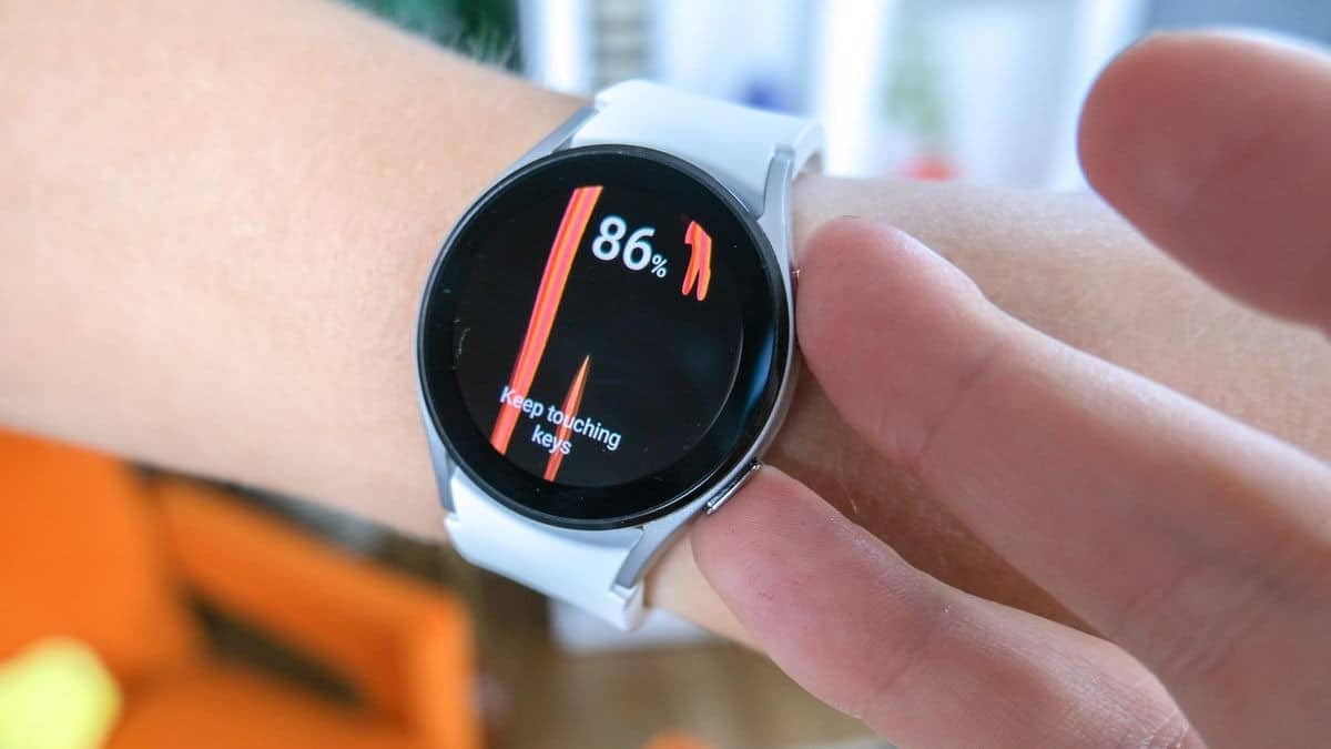 Galaxy Watch Sahibini Ölümden Kurtardı