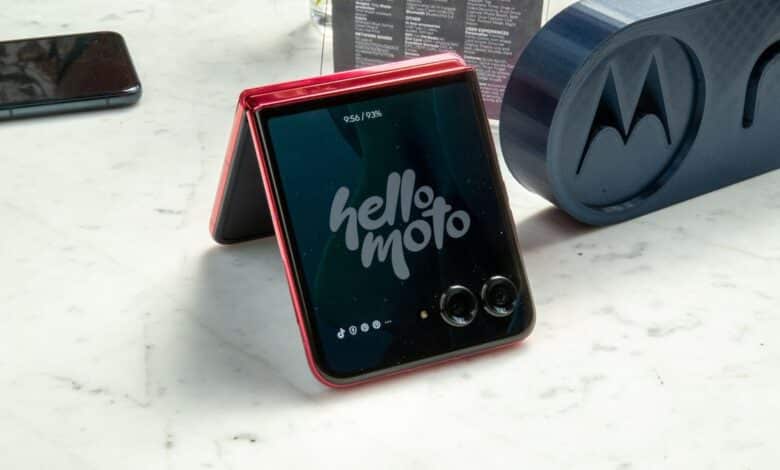 Motorola Razr Plus 2025