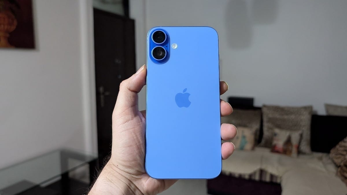 iPhone 16