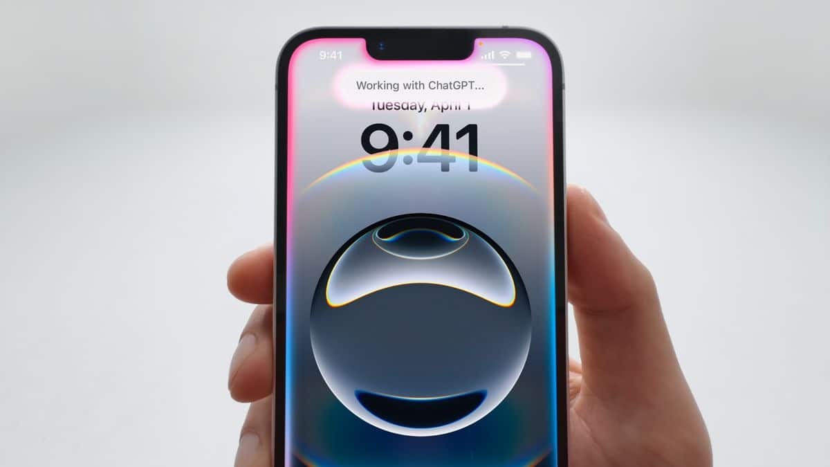 iPhone 16e