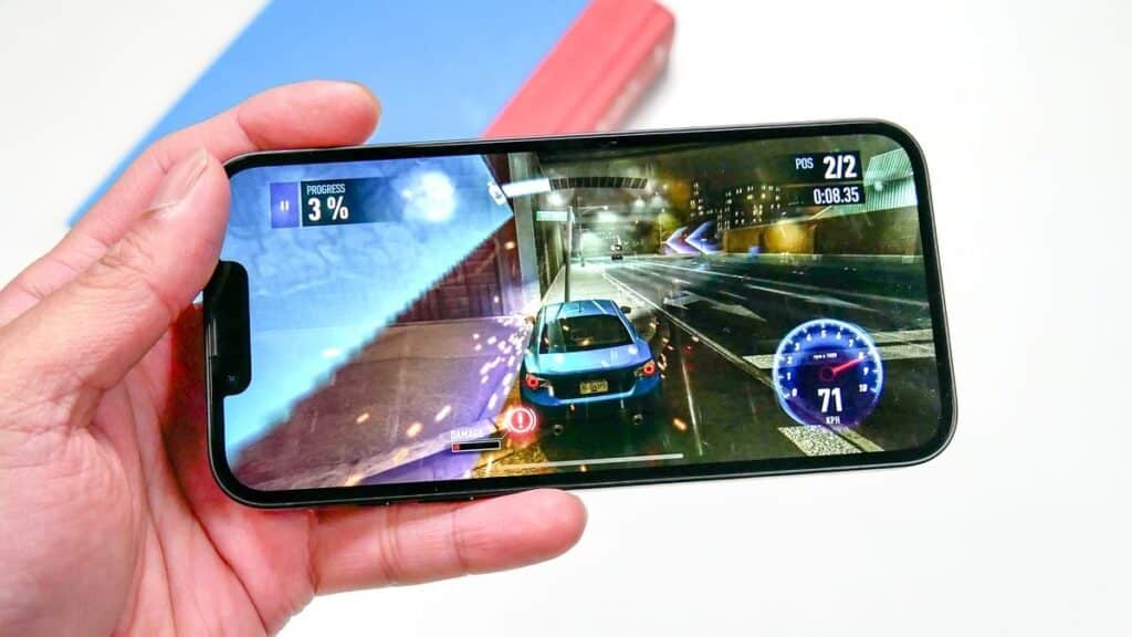 iPhone 16e