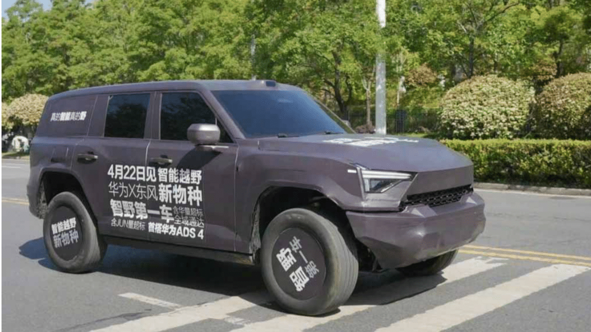 Huawei Dongfeng Mengshi M18-3 SUV 1 (1)