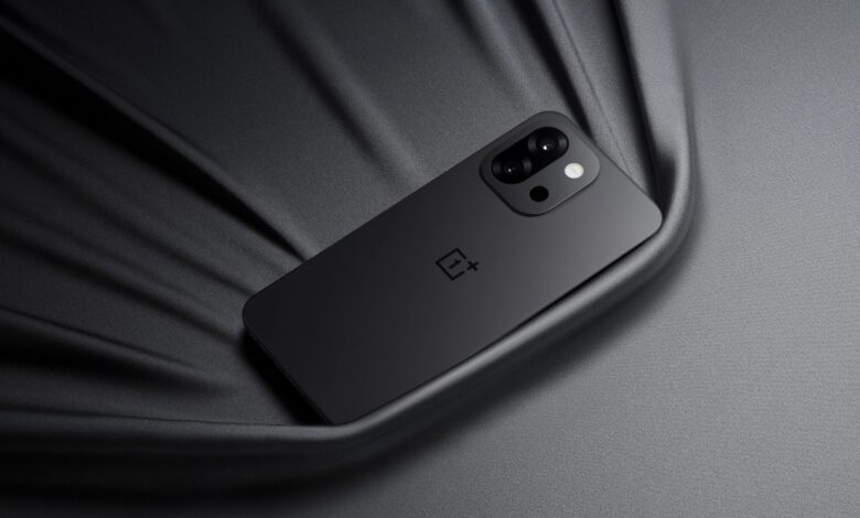 OnePlus 13T Şıp Demiş iPhone’un Burnundan Düşmüş