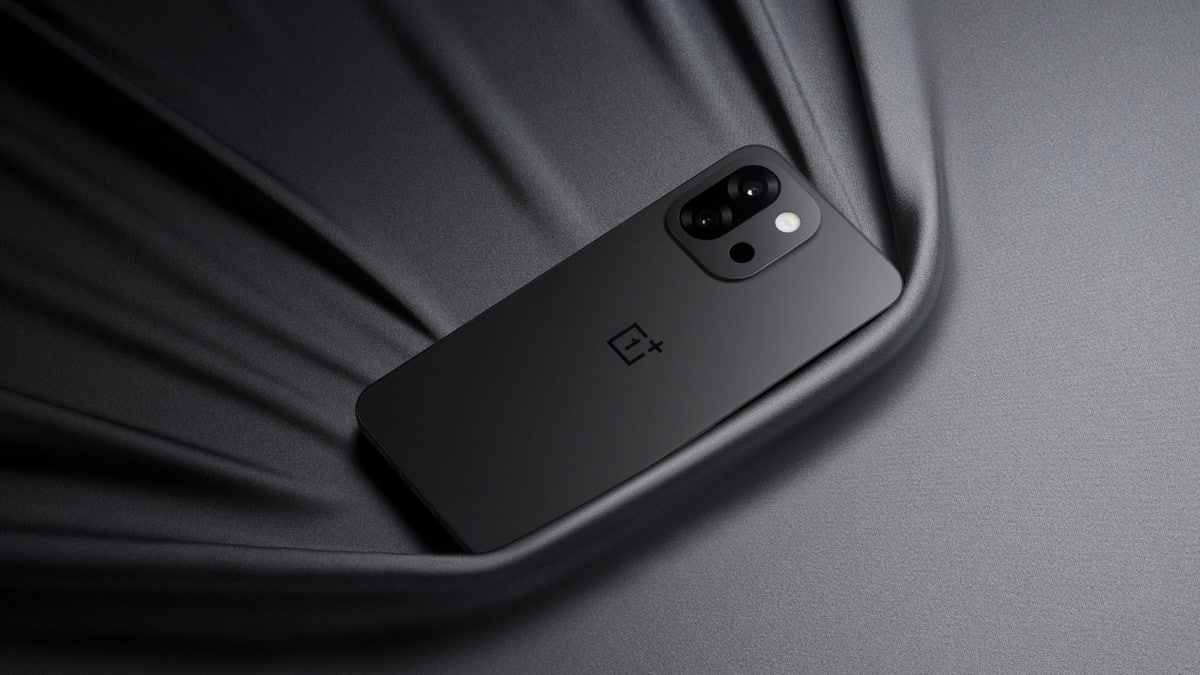 OnePlus 13T Şıp Demiş iPhone’un Burnundan Düşmüş