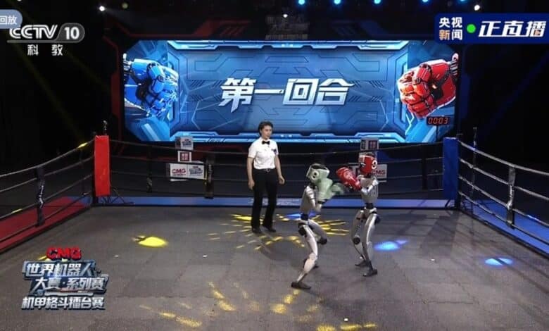 İnsansı Robotlar Ringde Karşı Karşıya Geldi