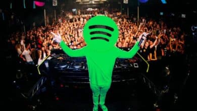Spotify DJ