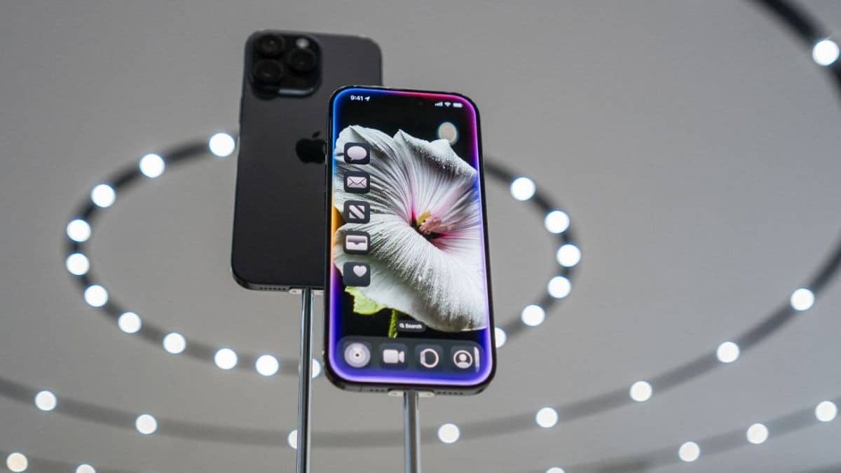 iPhone 17