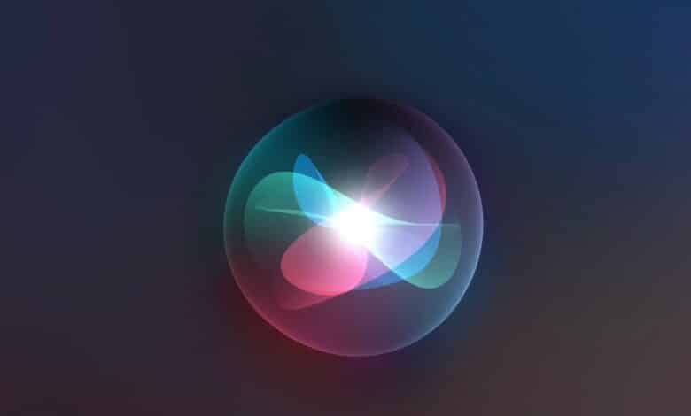 Apple Siri’ye Bağırarak Ödeme Özelliği Üzerinde Çalışıyor