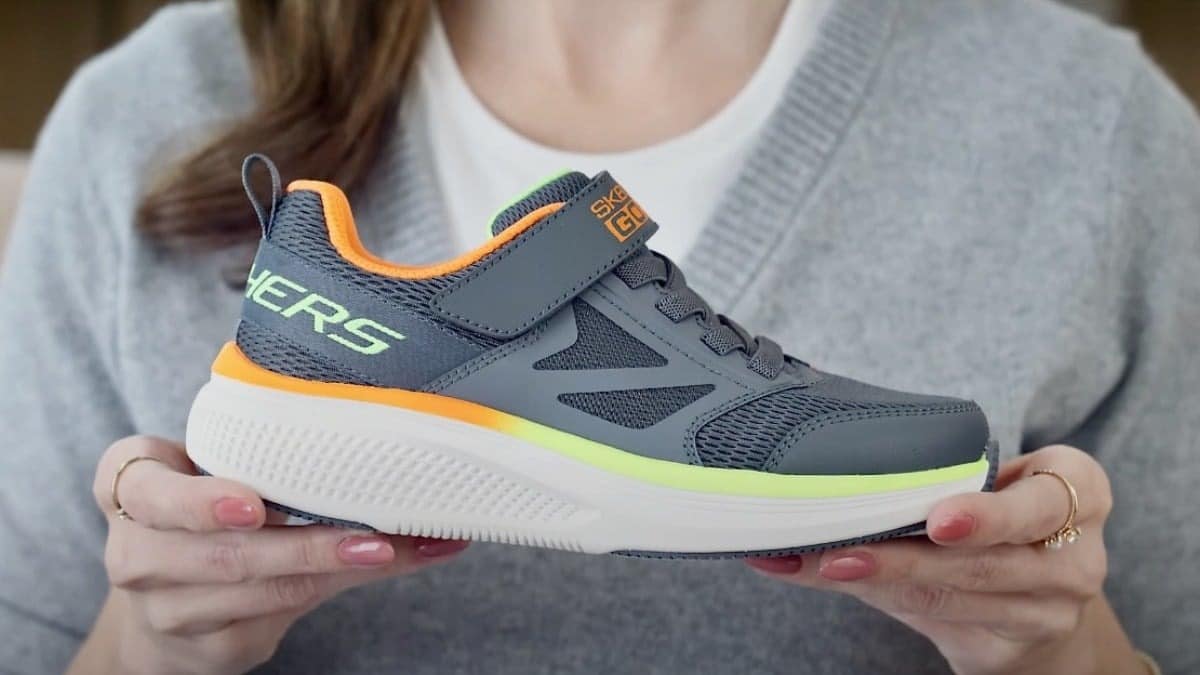 Skechers’ın Çocuk Ayakkabısı Takip Edilebiliyor