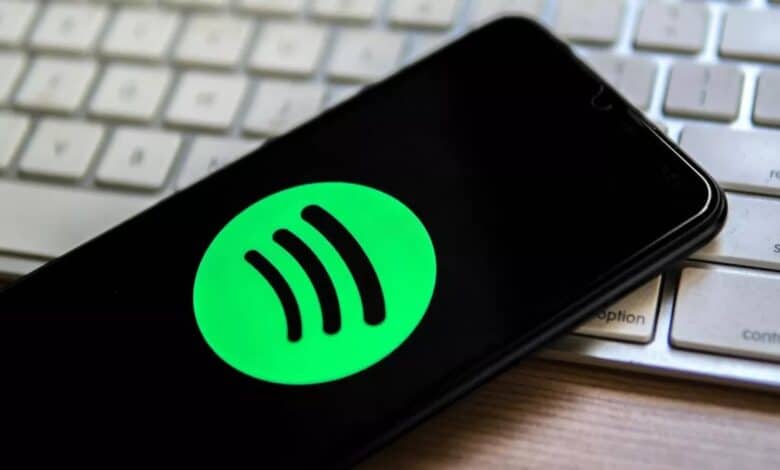 Spotify Ölen Sanatçıların Yapay Zeka Şarkılarını Dinletiyor
