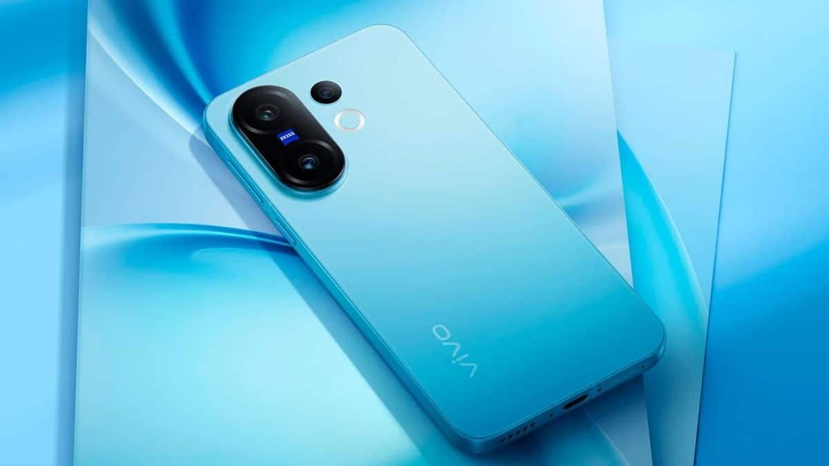 Vivo X200 FE