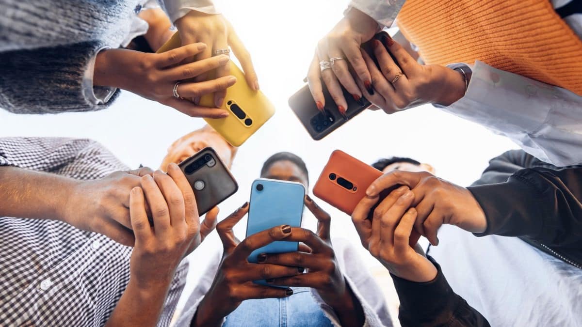 Bu Şehirde 2 Saatten Fazla Telefon Kullanılamayacak