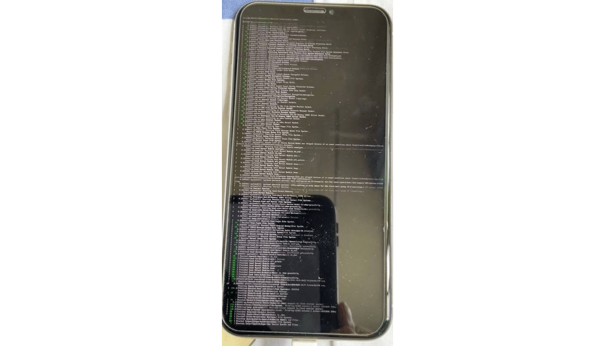 Mobil Linux Sistemi postmarketOS iPhone X’te