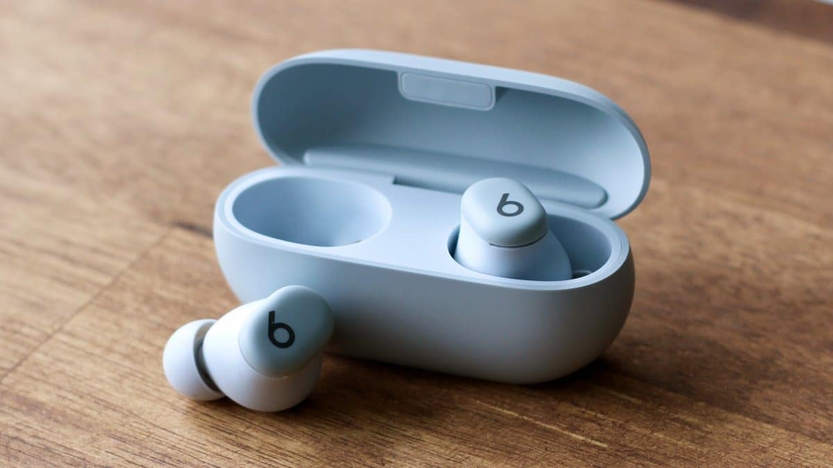 Beats Solo Buds